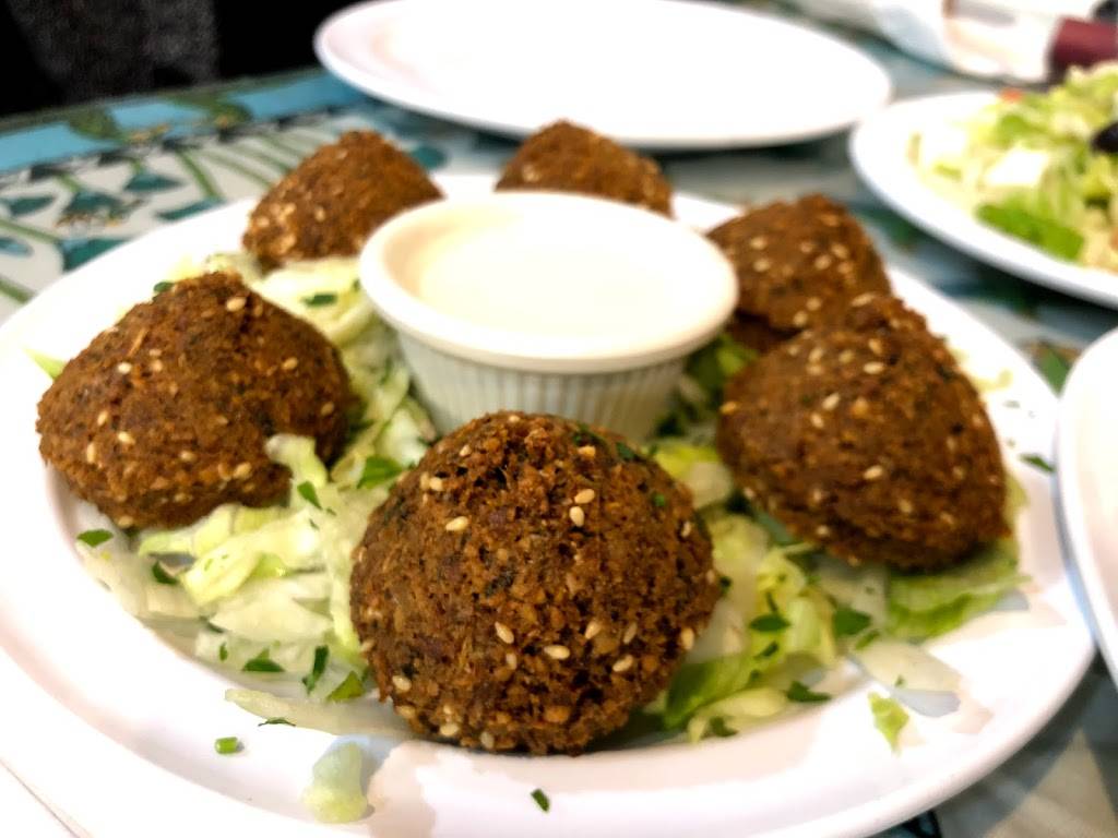 Cairo Kebab | restaurant | 1524 W Fullerton Ave, Chicago, IL 60614, USA | 7736878413 OR +1 773-687-8413