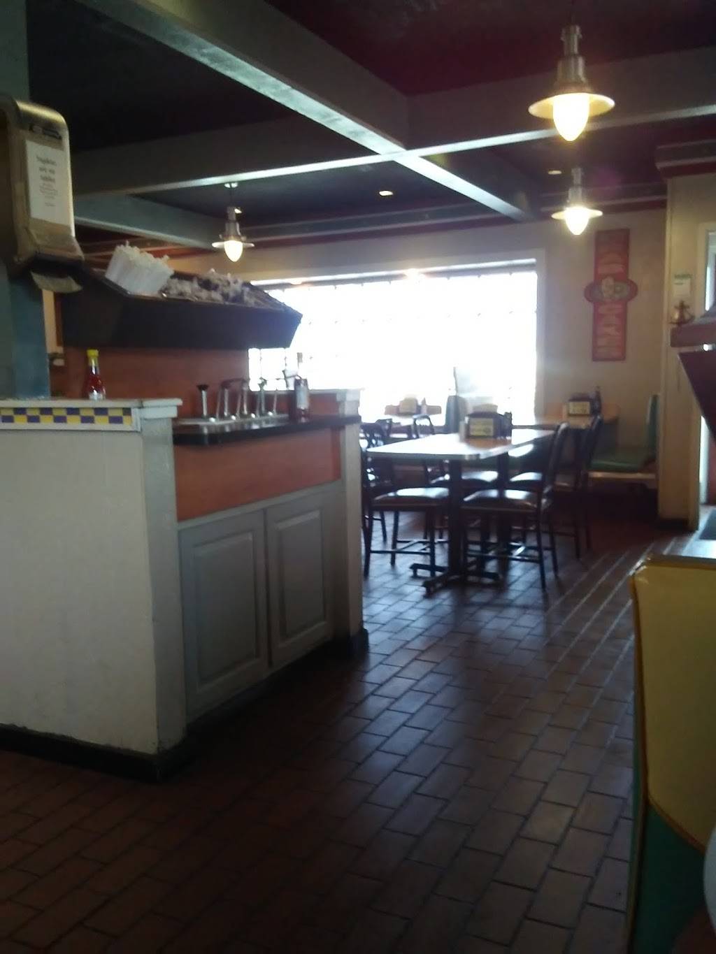 Long John Silvers | restaurant | 123 Raff Rd SW, Canton, OH 44710, USA | 3304773965 OR +1 330-477-3965