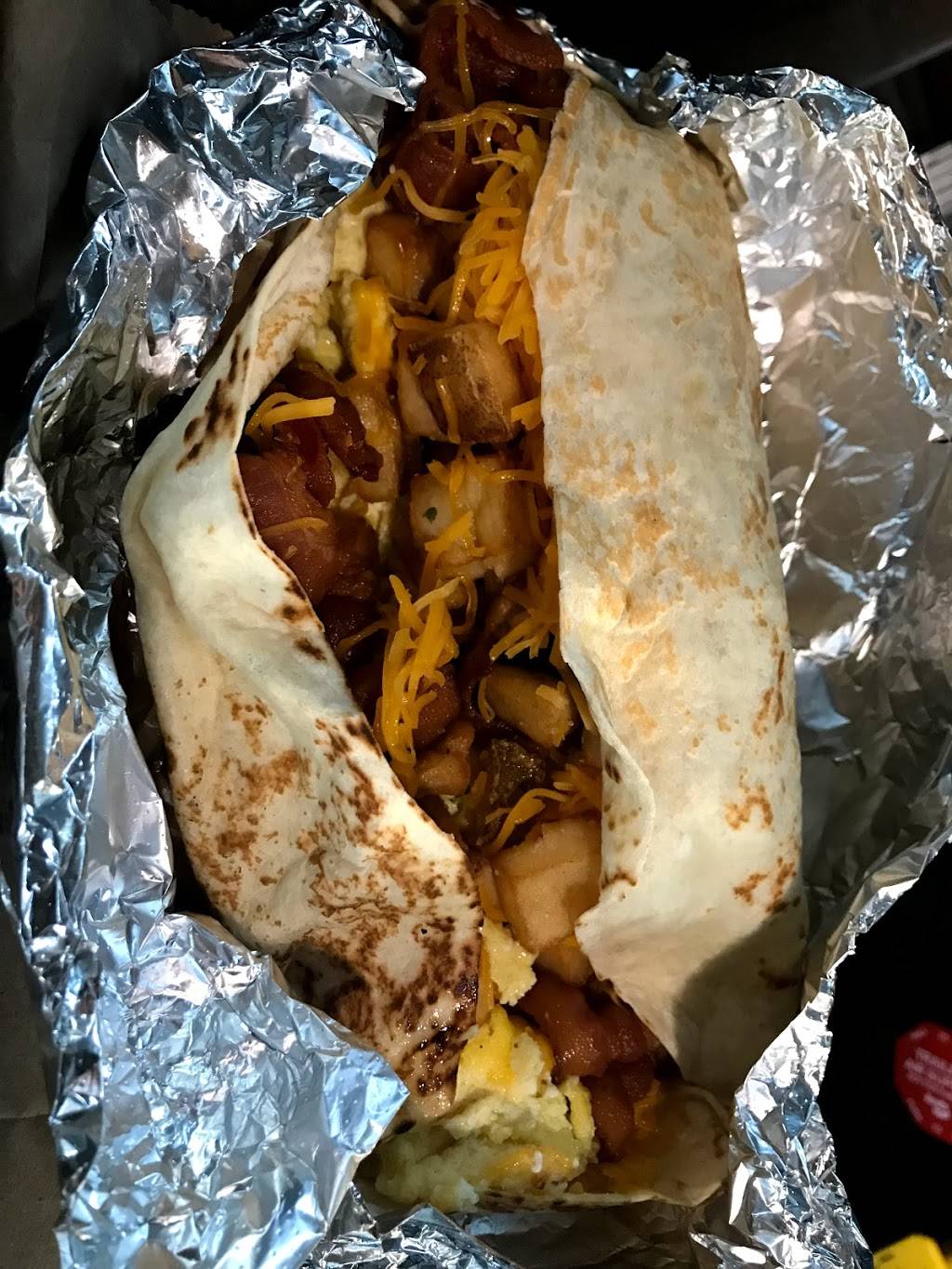 Road House BBQ Grill & Deli | restaurant | 4800 I-10, Alleyton, TX 78935, USA | 9797330000 OR +1 979-733-0000