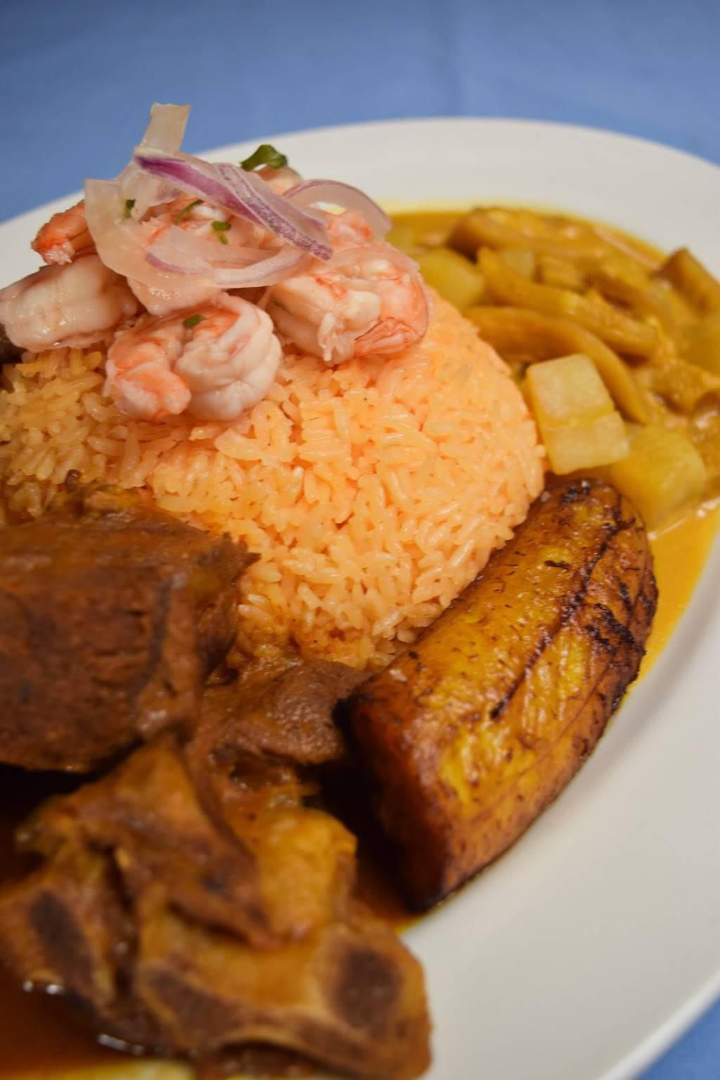 Perla Del Pacifico | restaurant | 9551 Roosevelt Ave, Queens, NY 11373, USA | 7182051112 OR +1 718-205-1112