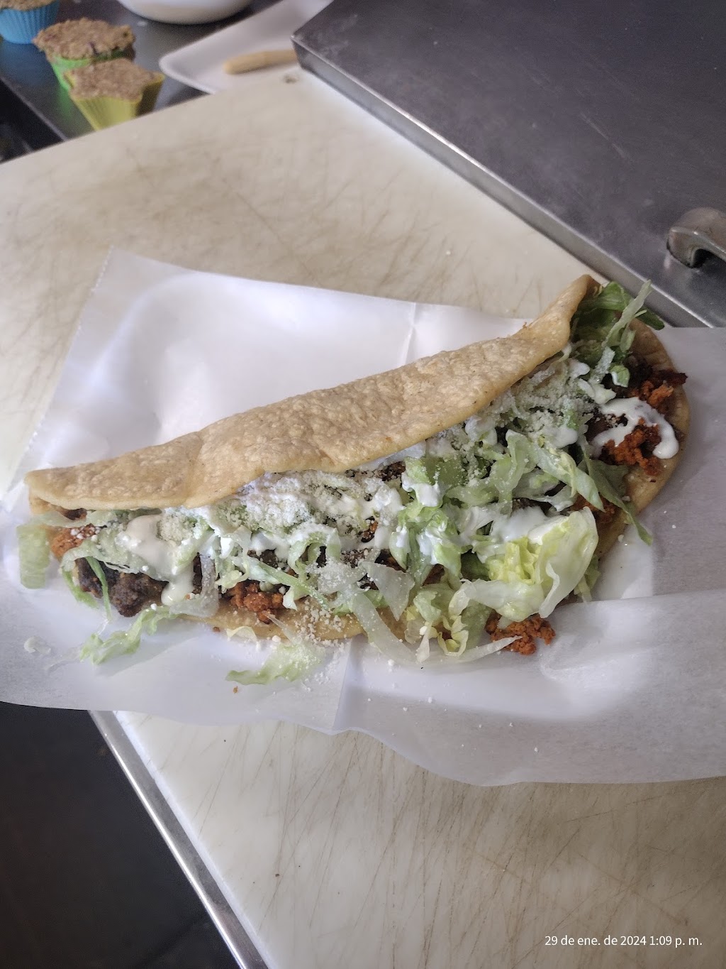 Mis 4 Amores | restaurant | 2344 W 47th St, Chicago, IL 60609, USA | 7739341902 OR +1 773-934-1902