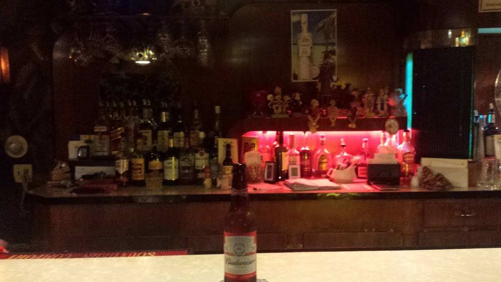 Voelkers Steak House | restaurant | 415 E South St, Beaver Dam, WI 53916, USA | 9208859924 OR +1 920-885-9924