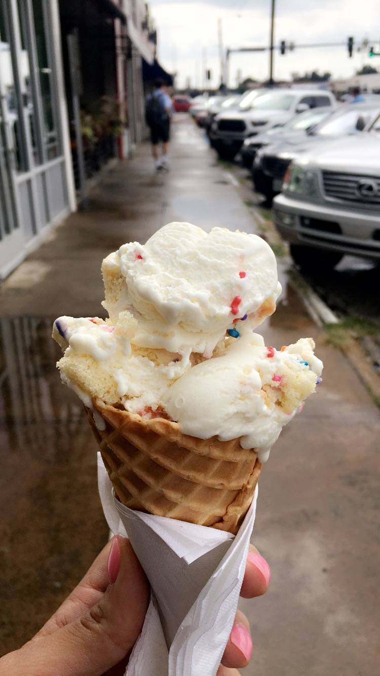 Howdy Homemade Ice Cream | cafe | 4333 Lovers Ln, Dallas, TX 75225, USA | 4699308494 OR +1 469-930-8494