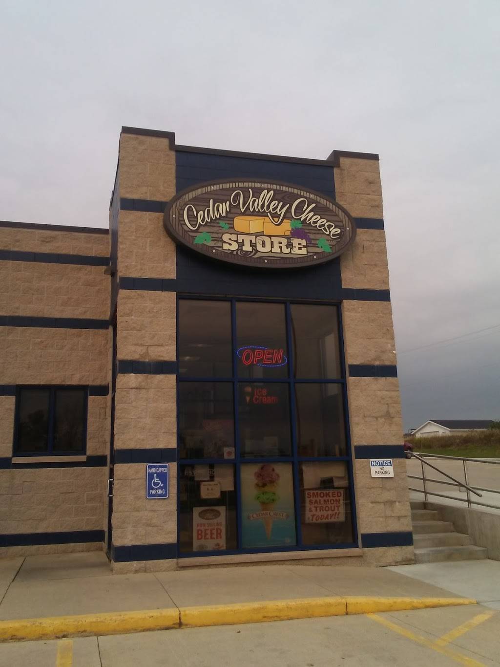 Cedar Valley Cheese Store | cafe | W3115 Jay Rd, Belgium, WI 53004, USA | 9209949500 OR +1 920-994-9500
