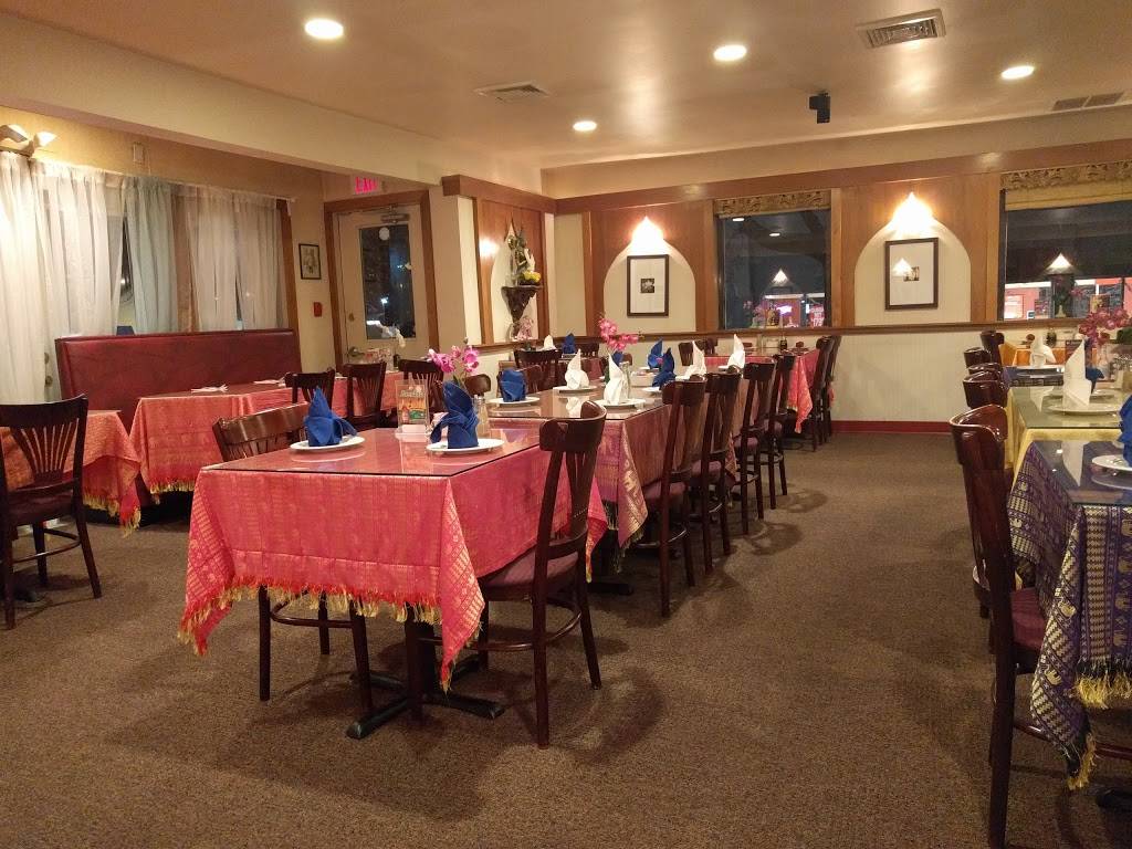 Siam Orchids | restaurant | 899 W Main St, Branford, CT 06405, USA | 2034836993 OR +1 203-483-6993