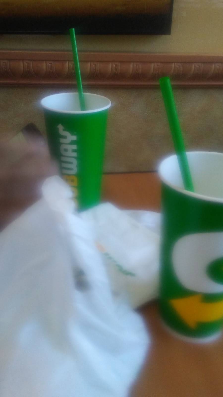 Subway | restaurant | 201 Tarrytown Rd, White Plains, NY 10607, USA | 9144377018 OR +1 914-437-7018