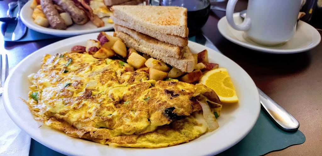 Old Town Cafe | restaurant | 222 North Ave, Abington, MA 02351, USA | 7818788046 OR +1 781-878-8046