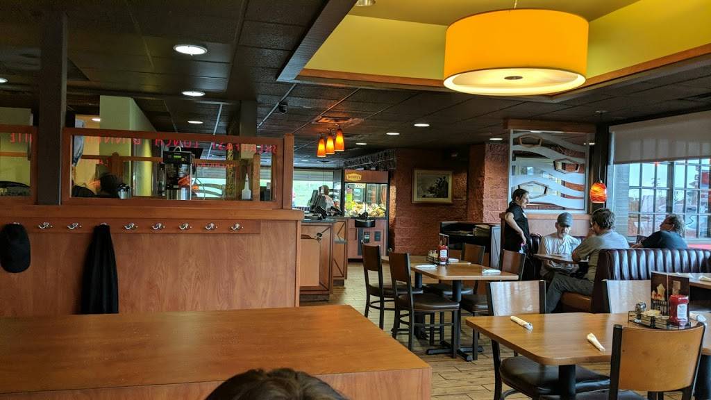 Dennys | restaurant | 209 Tarentum Bridge Rd, New Kensington, PA 15068, USA | 7243398550 OR +1 724-339-8550