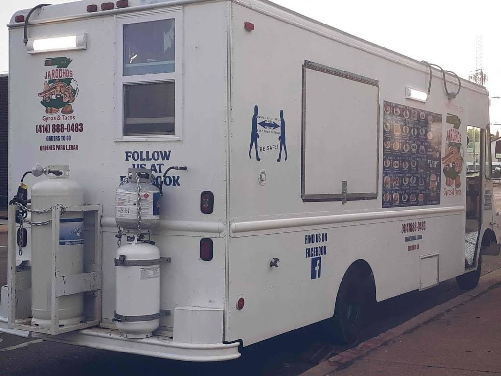 Los Tres Jarochos Gyros & Tacos LLC | restaurant | 5502 W Center St, Milwaukee, WI 53210, USA | 4148880483 OR +1 414-888-0483