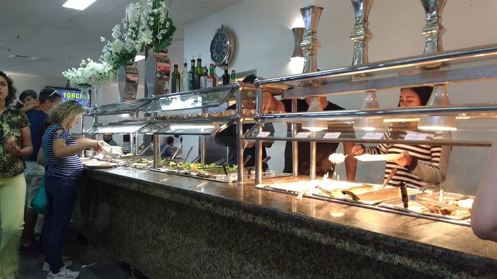 Camilas Restaurant | restaurant | 5458 International Dr, Orlando, FL 32819, USA | 4073542507 OR +1 407-354-2507