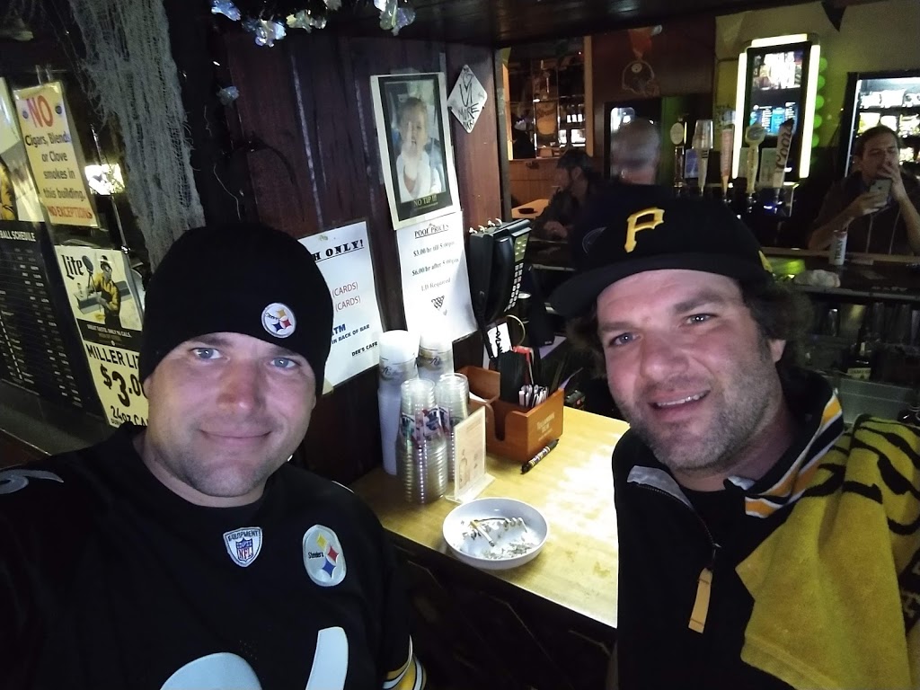 Dees Cafe | restaurant | 1314 E Carson St, Pittsburgh, PA 15203, USA | 4124311314 OR +1 412-431-1314