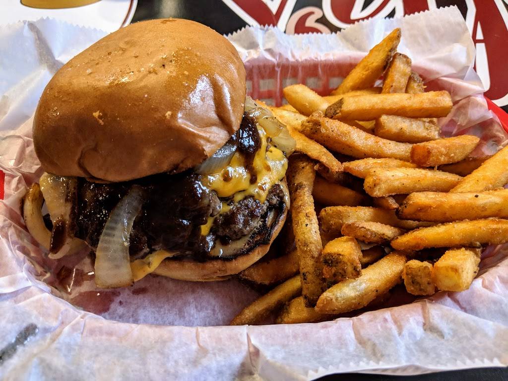 Beth’s Burger Bar | restaurant | 5145 S Orange Ave, Edgewood, FL 32809, USA | 4078881190 OR +1 407-888-1190