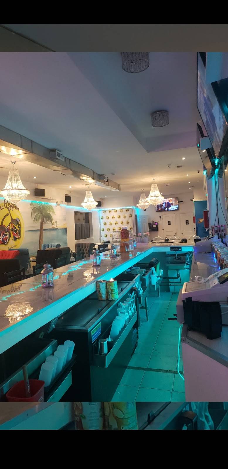 Peppers hookah Lounge & GENTLEMENS CLUB | restaurant | 2643 W Sergeant St, Philadelphia, PA 19132, USA | 2674437654 OR +1 267-443-7654