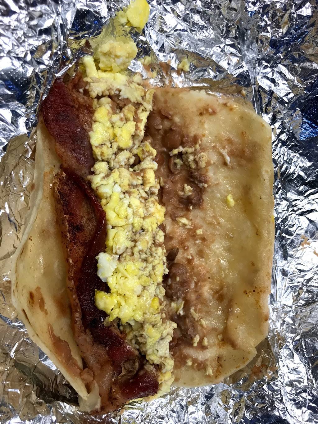 Julias Texas Taco | restaurant | 5792 Bingle Rd, Houston, TX 77092, USA | 7138128226 OR +1 713-812-8226