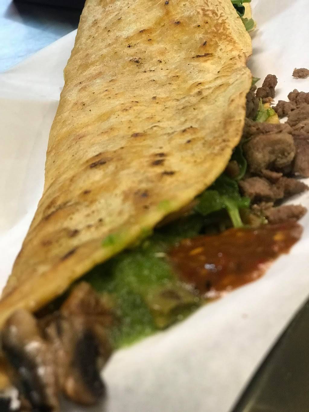 El Antojito Mexican Food | restaurant | 565 E New Circle Rd, Lexington, KY 40505, USA | 8595238699 OR +1 859-523-8699