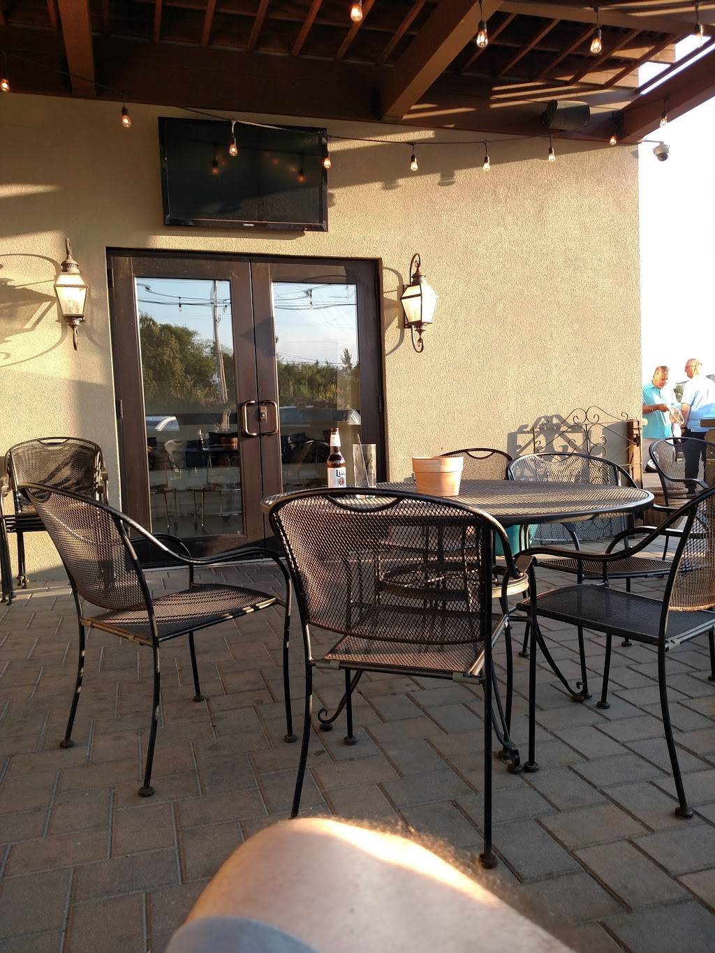 Aqua Blu Kitchen & Cocktails | restaurant | 3410 NJ-37, Toms River, NJ 08753, USA | 7322701180 OR +1 732-270-1180