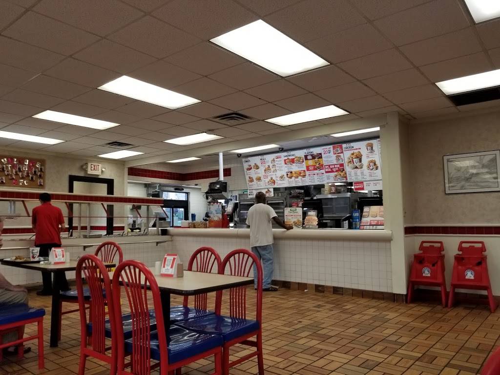 KFC | restaurant | 506 Springdale St, Cumberland, MD 21502, USA | 3017244695 OR +1 301-724-4695