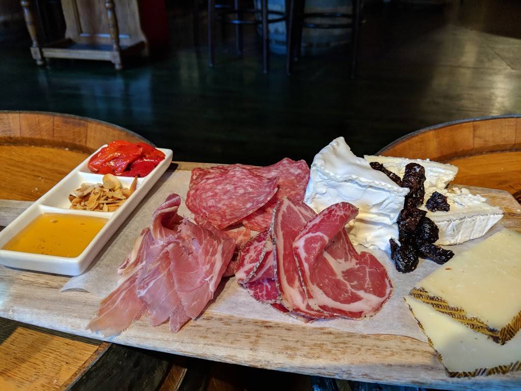 Blanc Et Rouge | restaurant | 2 Embarcadero Center, San Francisco, CA 94111, USA | 4153910758 OR +1 415-391-0758