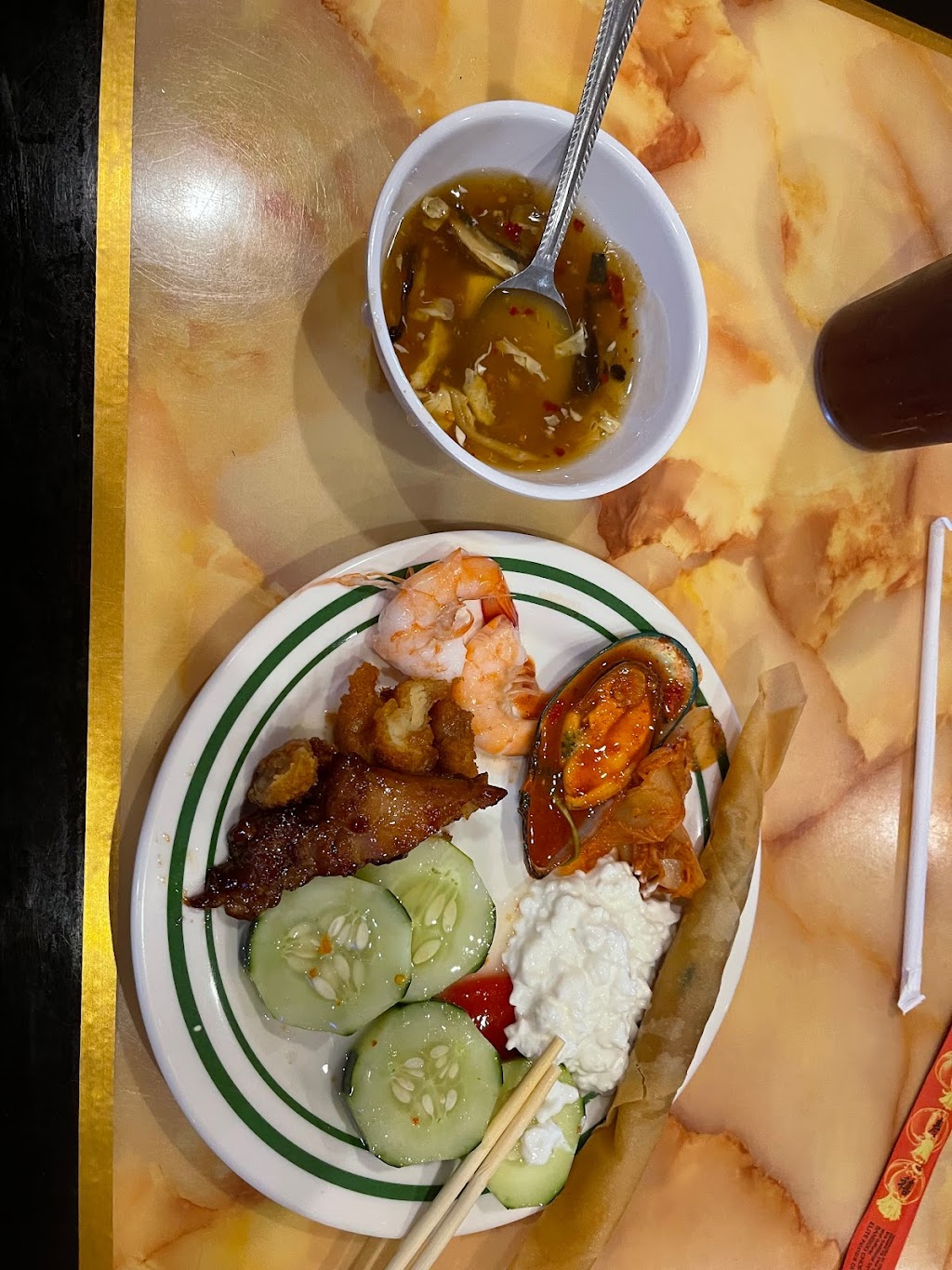 World Buffet | restaurant | 1890 N Henderson St #B, Galesburg, IL 61401, USA | 3093431883 OR +1 309-343-1883