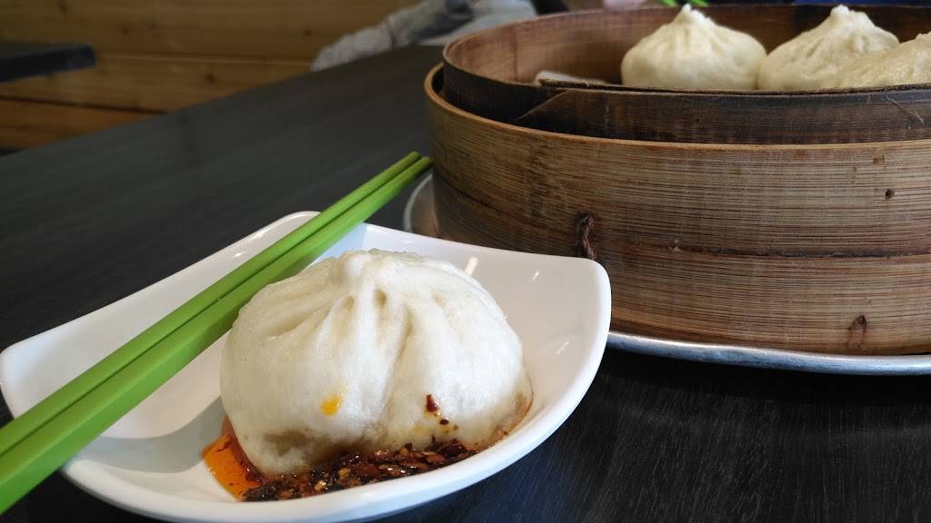 慶豐包子(Qing Feng Bun) | restaurant | 3278 Midland Ave, Scarborough, ON M1V 0C9, Canada | 6473456633 OR +1 647-345-6633