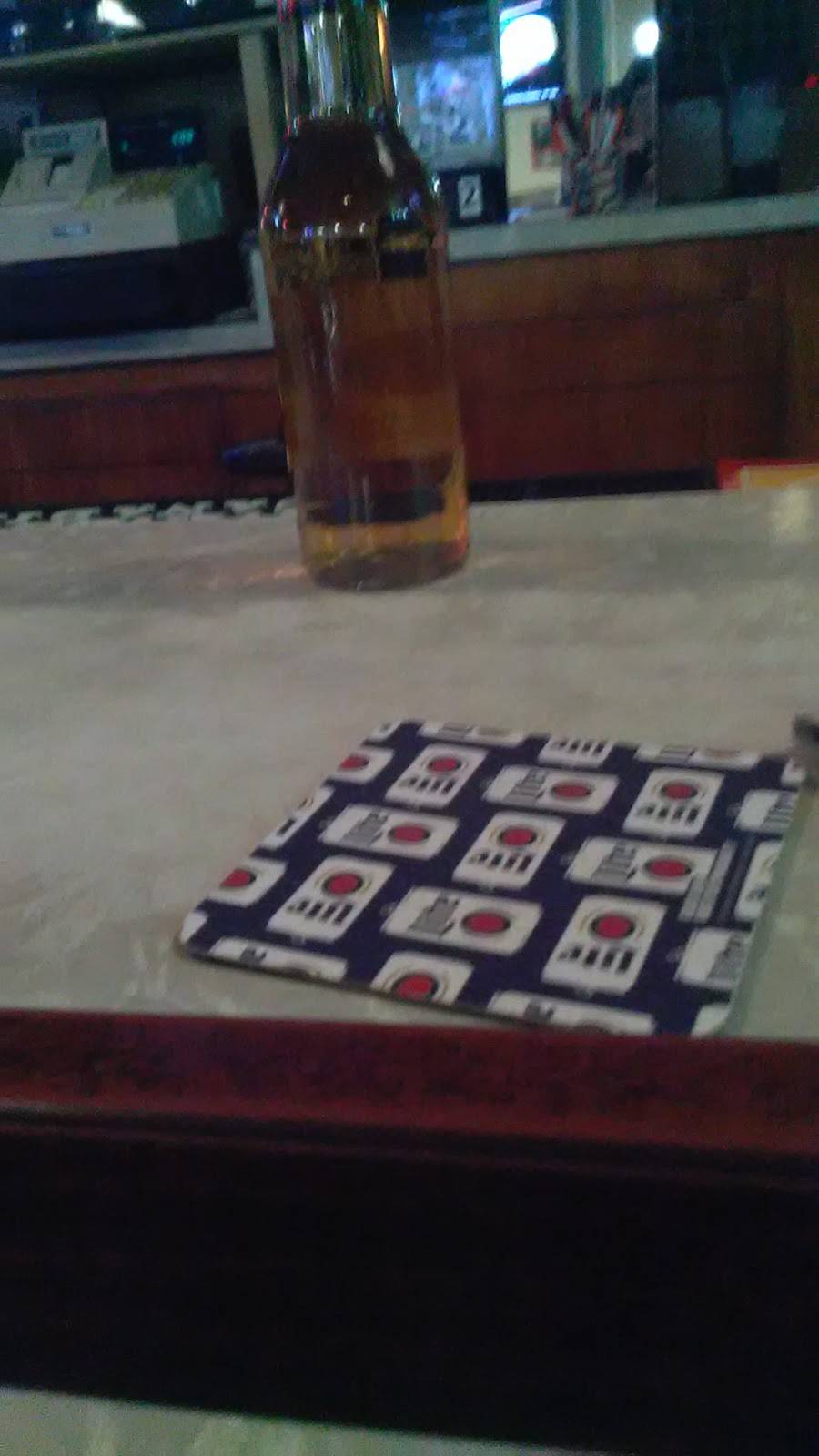 The Blazer Bar And Grill | restaurant | 106 E 1st St, Fairmont, MN 56031, USA | 5072382349 OR +1 507-238-2349