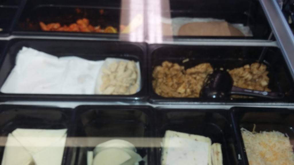 Subway | restaurant | 5976 Virginia Ave, Pembroke, VA 24136, USA | 5406267827 OR +1 540-626-7827