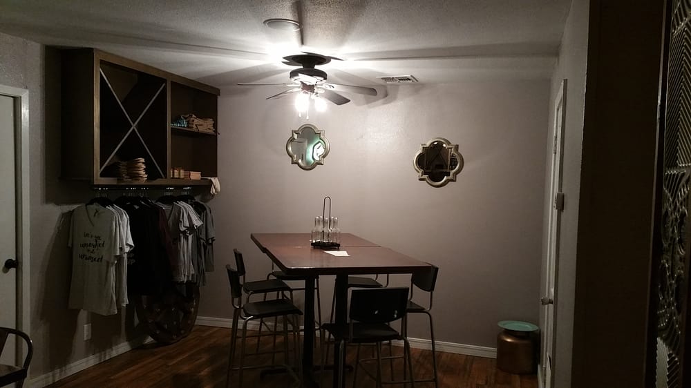 Gypsy Kitchen & Bar | restaurant | 801 Indiana Ave, Wichita Falls, TX 76301, USA | 9402649463 OR +1 940-264-9463