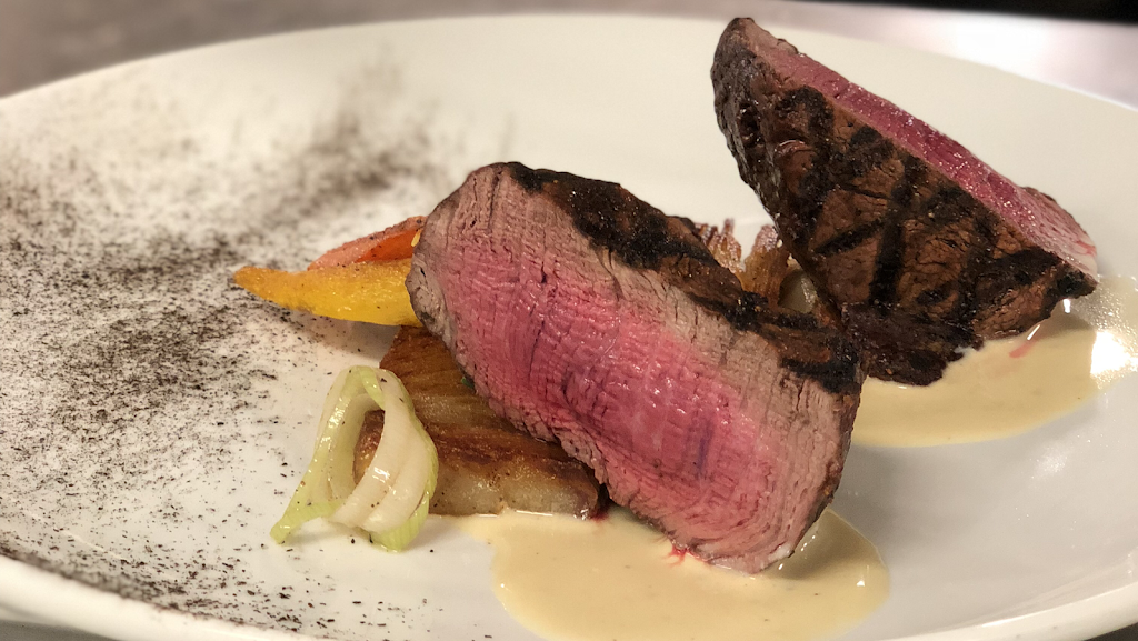 Willow | restaurant | 129 E Bay St, Harbor Springs, MI 49740, USA | 2319285188 OR +1 231-928-5188