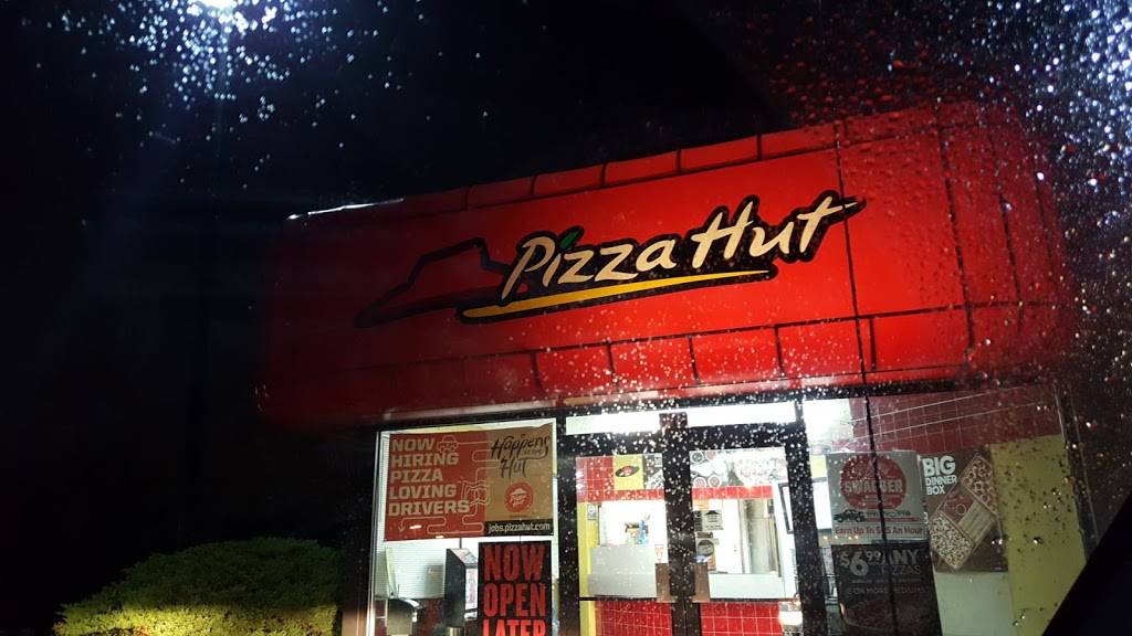Pizza Hut | meal takeaway | 714 E Ellerslie Ave, Colonial Heights, VA 23834, USA | 8045201212 OR +1 804-520-1212