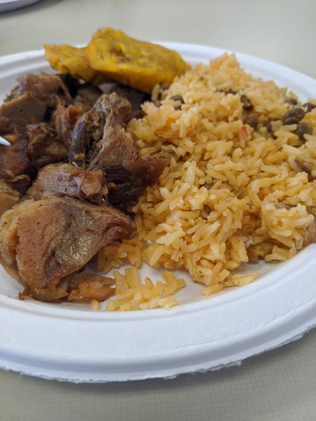 Dees Caribbean Cafe | restaurant | 8030 FM1765 C-100, Texas City, TX 77591, USA | 4092297029 OR +1 409-229-7029