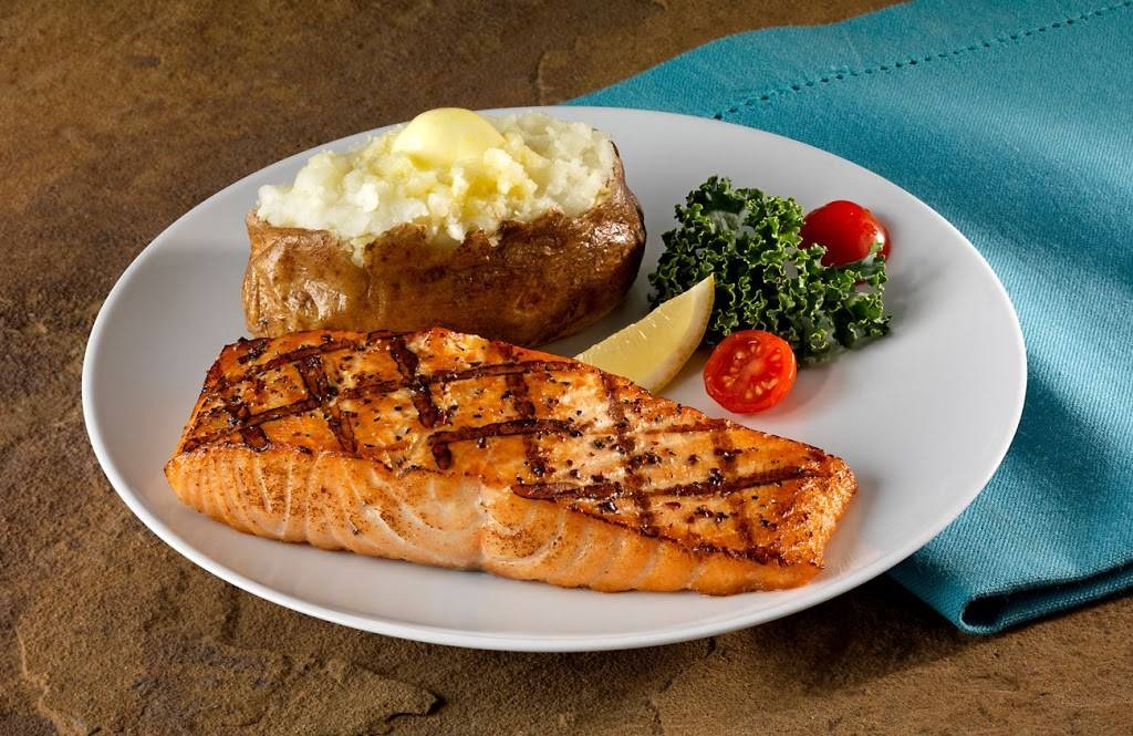 Ponderosa | restaurant | 507 N Commercial St, Harrisburg, IL 62946, USA | 6182523115 OR +1 618-252-3115