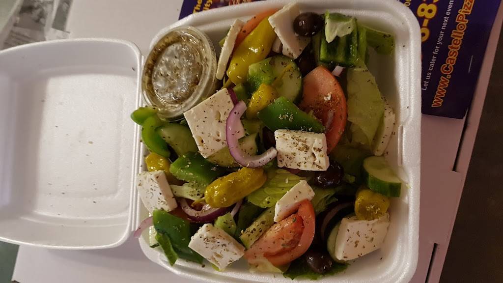 Castellos Pizza and Licensed Restaurant | restaurant | 1223 Colonial Rd, Navan, ON K4B 1N2, Canada | 6138353835 OR +1 613-835-3835