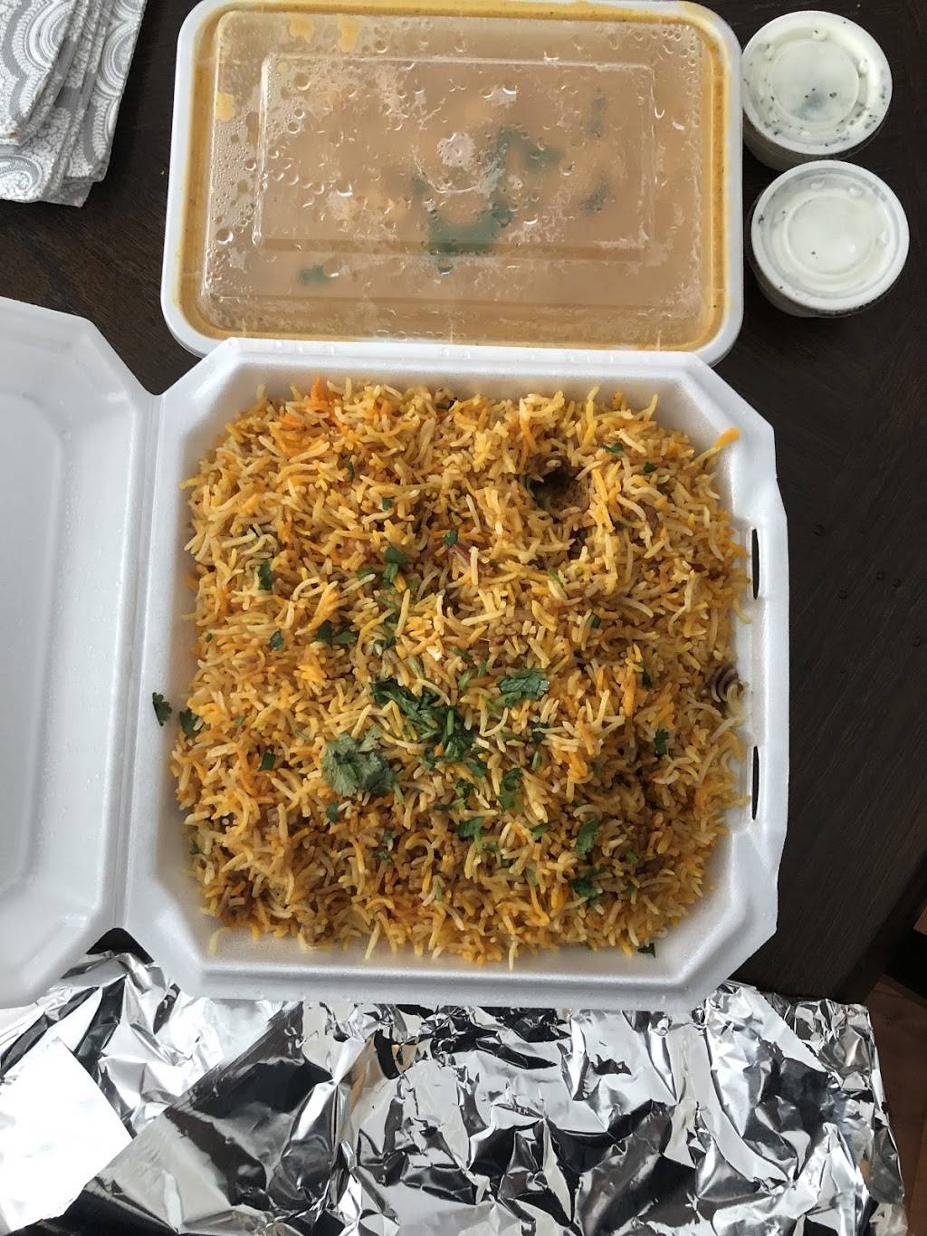 Curry Leaf Indian Restaurant | restaurant | 271 Peterson Rd, Libertyville, IL 60048, USA | 8472817595 OR +1 847-281-7595