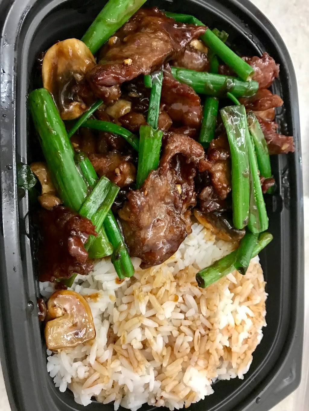 Pei Wei | restaurant | 18601 Airport Way, Santa Ana, CA 92707, USA | 9492526125 OR +1 949-252-6125