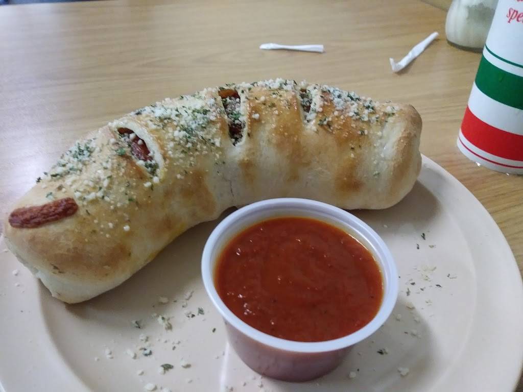 Strombolis New York Pizzeria | restaurant | 13518 Summerport Village Pkwy, Windermere, FL 34786, USA | 4076545291 OR +1 407-654-5291