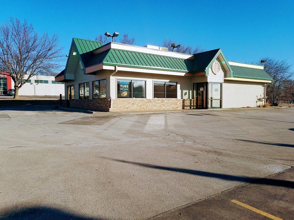 Runza Restaurant | restaurant | 10769 Q St, Omaha, NE 68127, USA | 4023311727 OR +1 402-331-1727