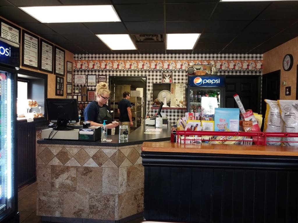 Pizza Joes | restaurant | 222 W Main St, Cortland, OH 44410, USA | 3306381222 OR +1 330-638-1222