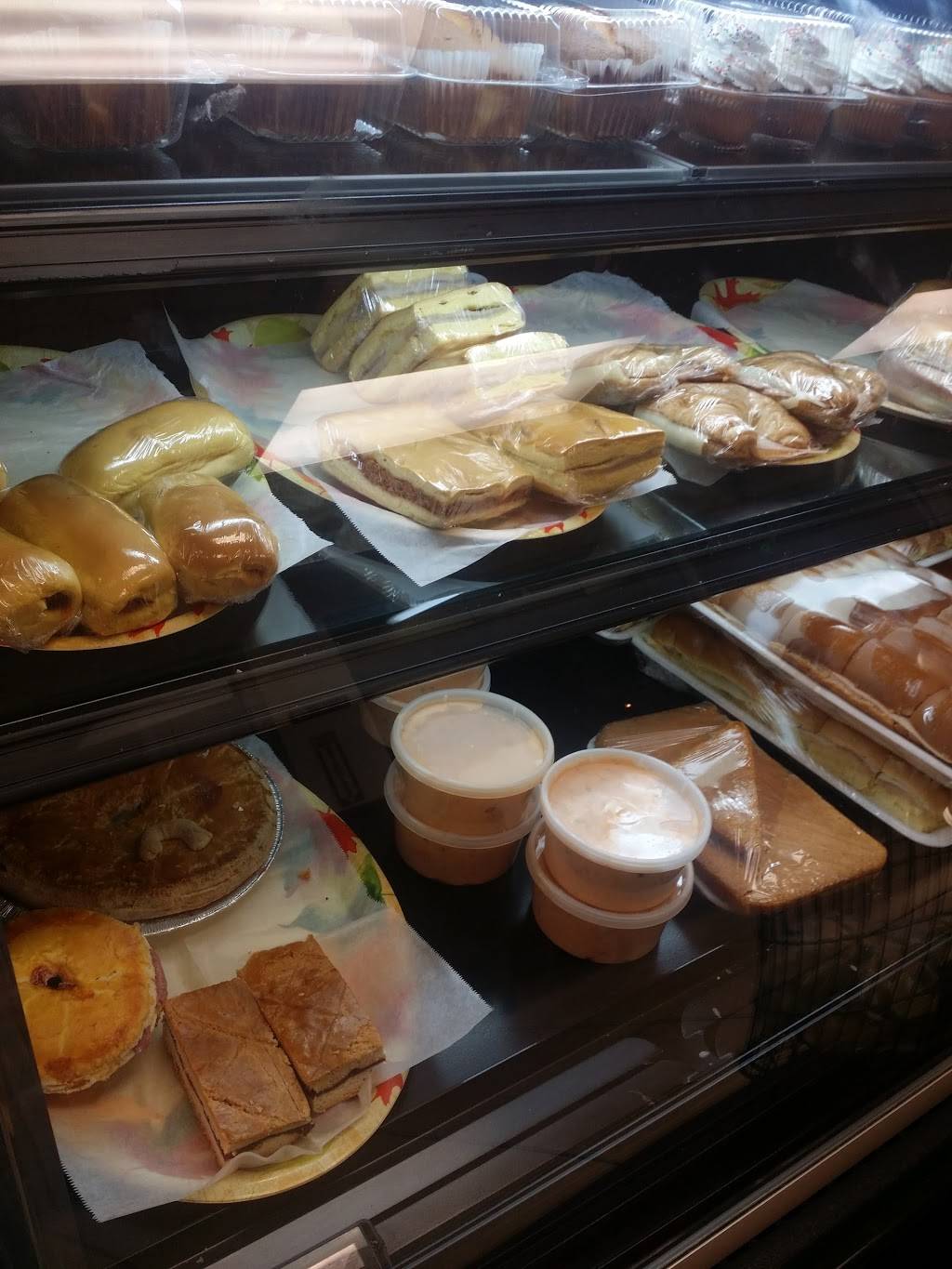 La Catalana Bakery & Pizza | bakery | 19760 SW 177th Ave, Miami, FL 33187, USA | 7864786618 OR +1 786-478-6618