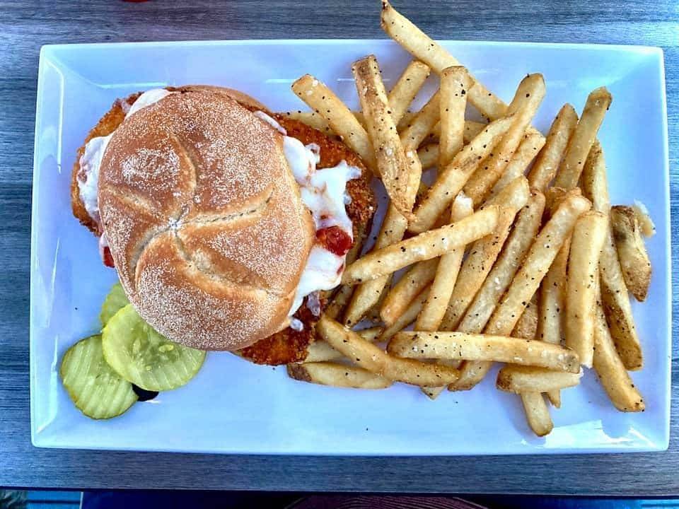 Sharkey’s Grill & Ale House | restaurant | 7401 State Rd., Philadelphia, PA 19136, USA | 2156138944 OR +1 215-613-8944