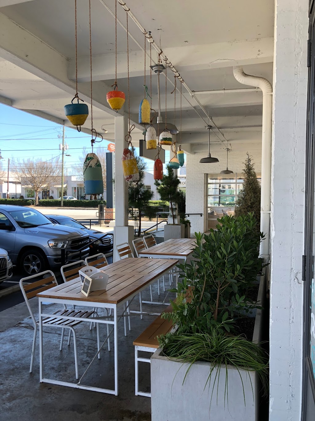 Brown Bag Seafood Co. | restaurant | Westside Provisions, 1198 Howell Mill Rd, Atlanta, GA 30318, USA | 4049637572 OR +1 404-963-7572