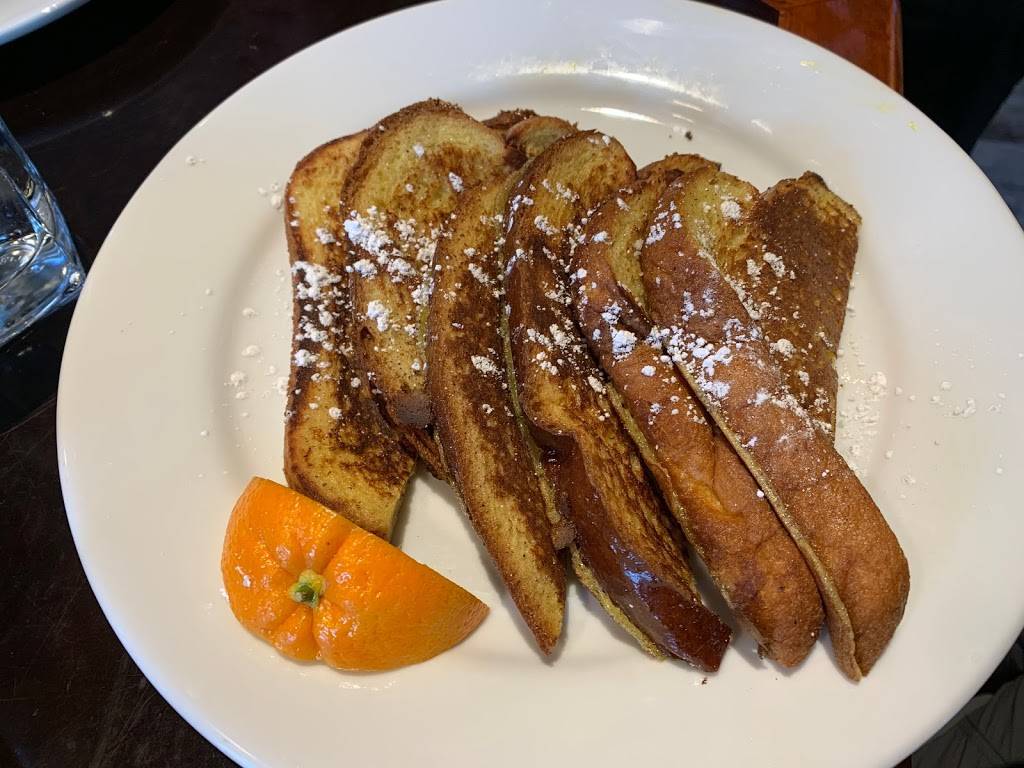 Bandannas Bar & Grill | restaurant | 2001 Thaynes Canyon Dr, Park City, UT 84060, USA | 4359405090 OR +1 435-940-5090