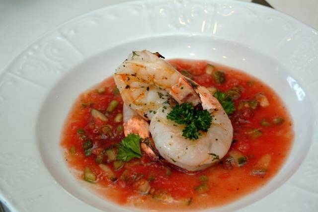 Harbor Club Clubhouse | restaurant | 1041 Harbor Hill Dr, Greensboro, GA 30642, USA | 7064537111 OR +1 706-453-7111