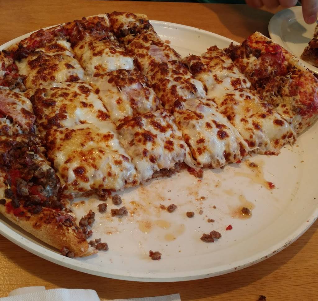 Lanskys Pizza, Pasta & Philly Steaks | restaurant | 1131 N Broadway, Council Bluffs, IA 51503, USA | 7123295400 OR +1 712-329-5400