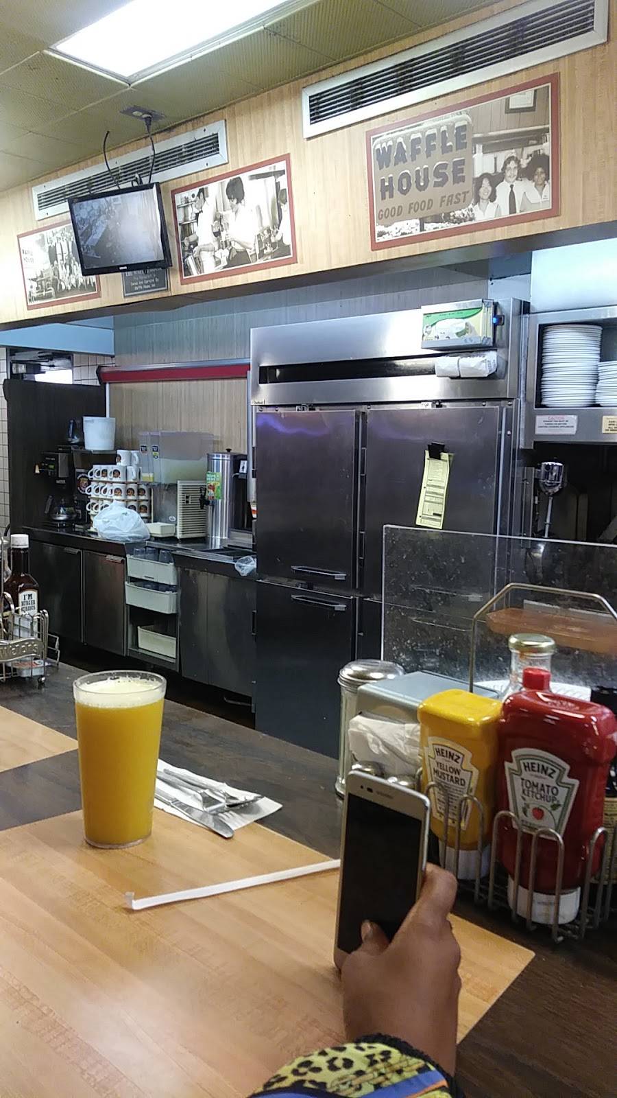 Waffle House | meal takeaway | 219 Grayson Hwy, Lawrenceville, GA 30046, USA | 7703391369 OR +1 770-339-1369