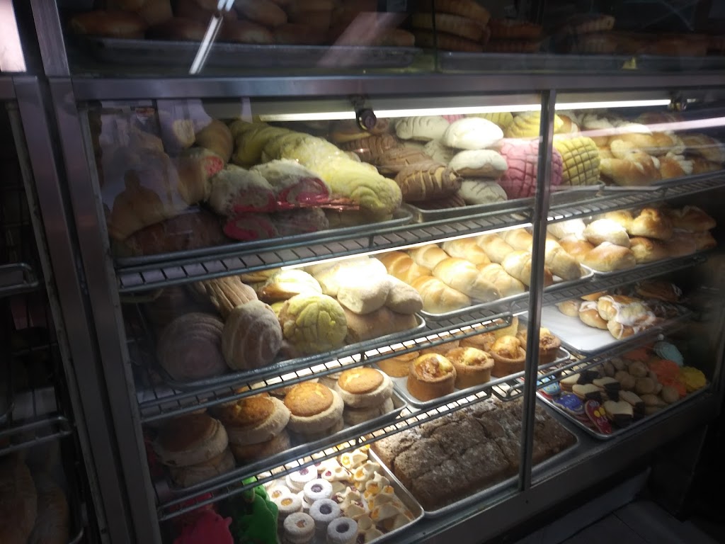 La Paz Bakery | bakery | 8223 De Soto Ave, Canoga Park, CA 91304, USA | 8189938339 OR +1 818-993-8339