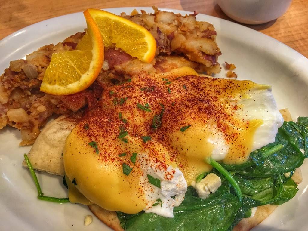 Brownstone Pancake Factory | restaurant | 860 River Rd, Edgewater, NJ 07020, USA | 2019454800 OR +1 201-945-4800