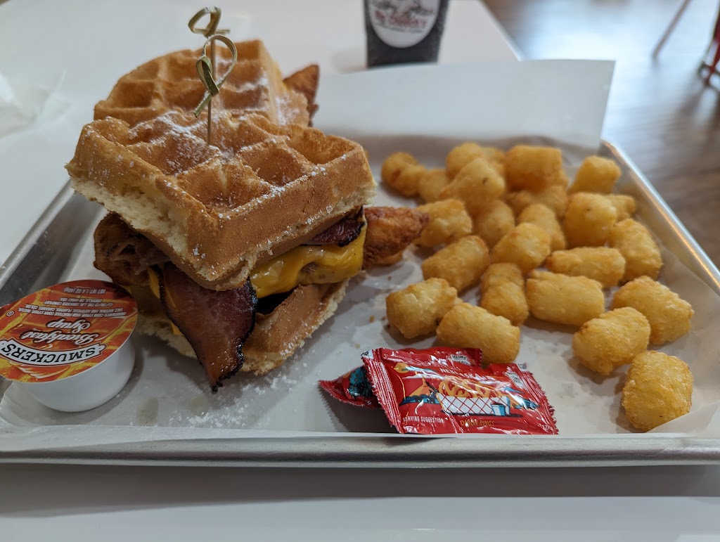 Big Cheech’s Chicken, Waffles and Sliders | restaurant | 9810 Carroll Canyon Rd, San Diego, CA 92131, USA | 8582154221 OR +1 858-215-4221
