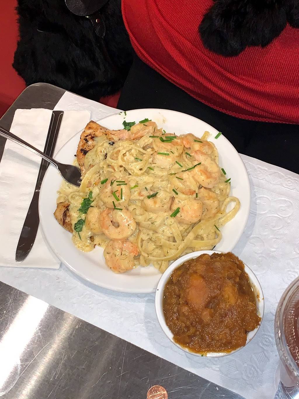 Dakari Soul Food | restaurant | 3720 S Hanover St, Brooklyn, MD 21225, USA | 4103500173 OR +1 410-350-0173