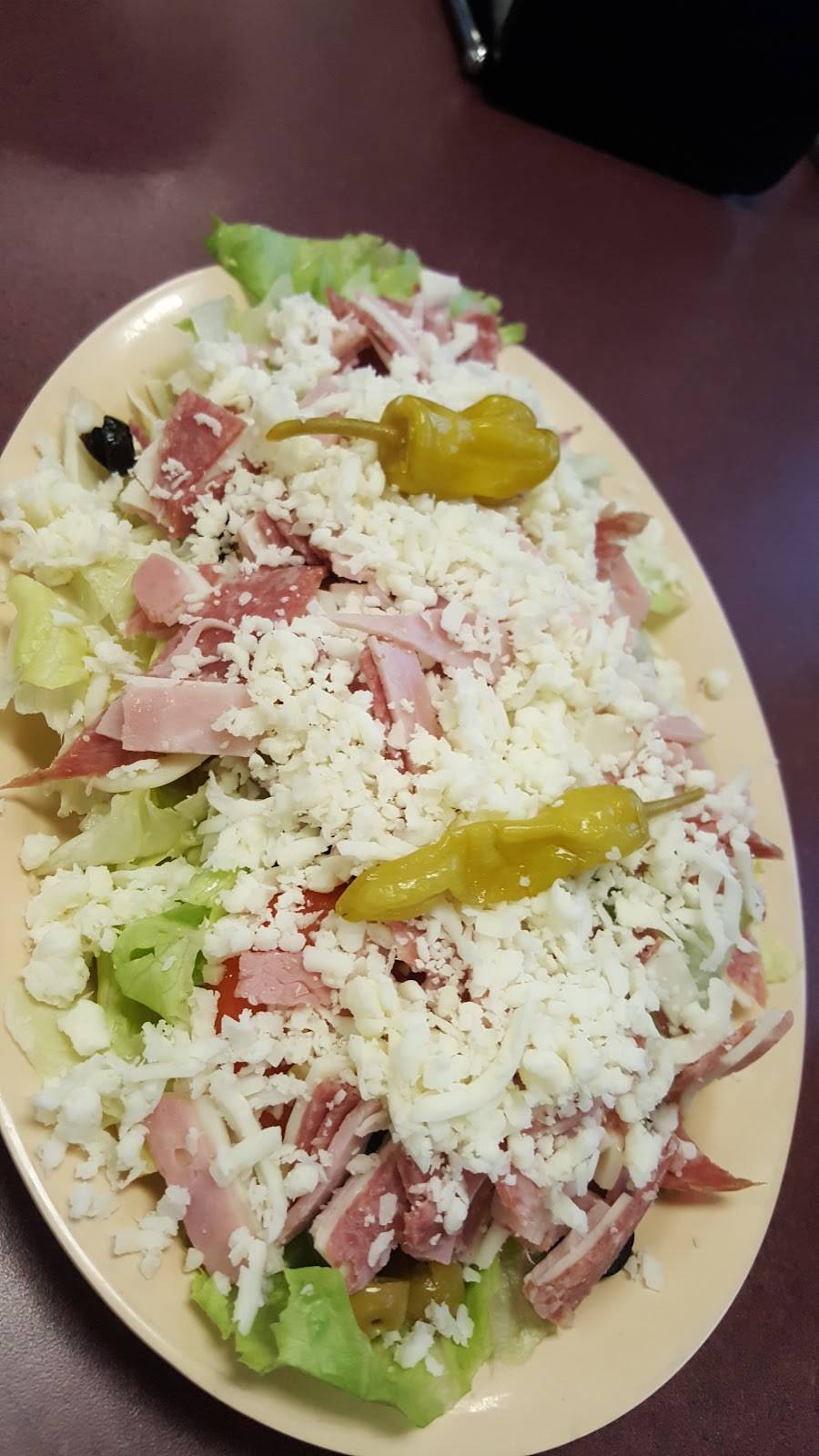 Luckys Pizza | restaurant | 15508 W Bell Rd, Surprise, AZ 85374, USA | 6235842203 OR +1 623-584-2203