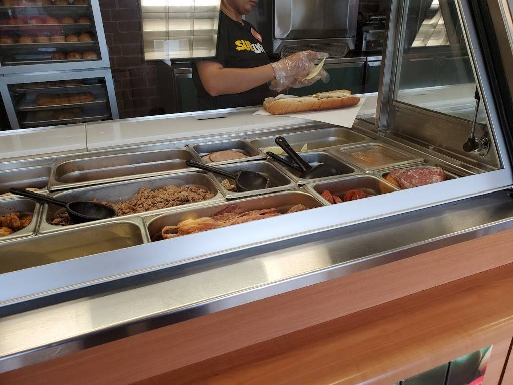 Subway | restaurant | 1542 Jane St Unit 1, North York, ON M9N 2R5, Canada | 6474354217 OR +1 647-435-4217